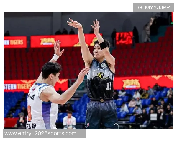 2022年篮球明星赛精彩回顾与球星表现分析全景展现